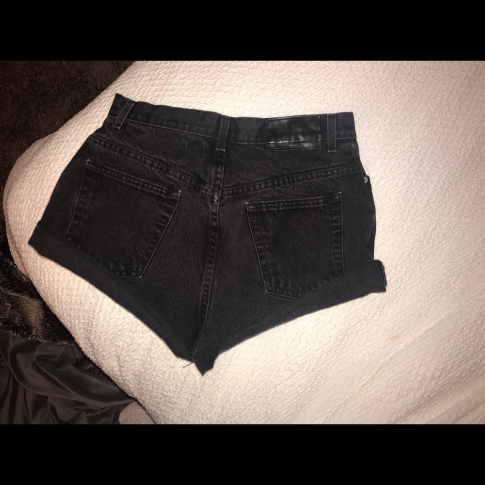 VINTAGE SHORTS